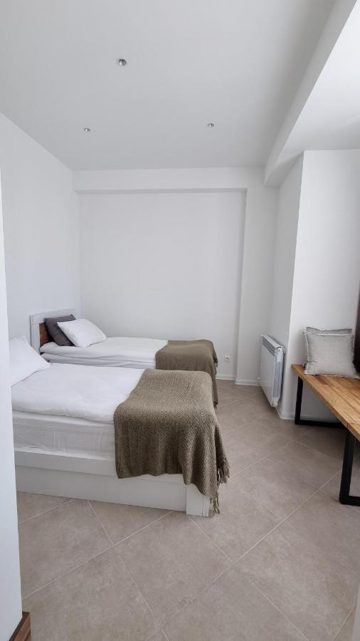 Luxurious 2Br Apartment With Mountain/Piste View, Close To Main Gondola グダウリ エクステリア 写真
